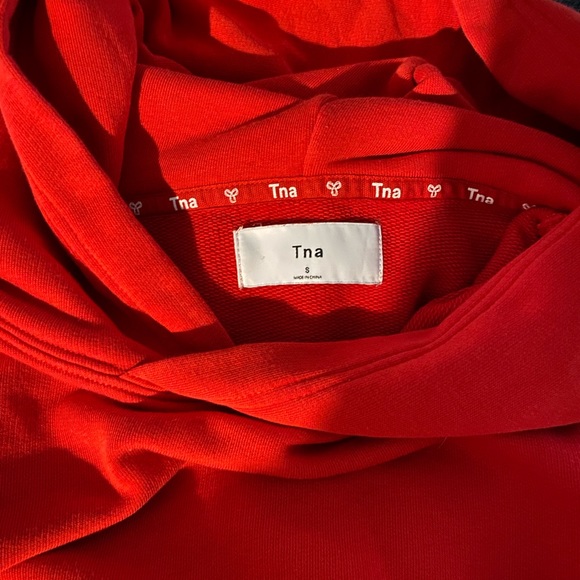 TNA Cropped Hoodie - Picture 3 of 4
